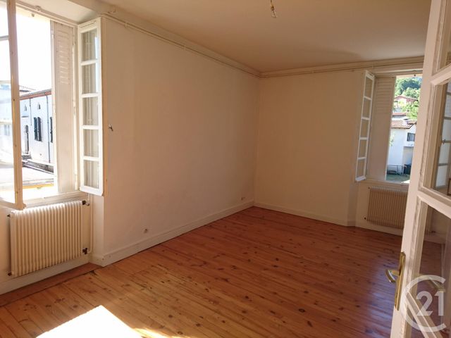 Appartement F3 à louer - 3 pièces - 66.66 m2 - PRAT BONREPAUX - 09 - MIDI-PYRENEES - Century 21 Pyrénées Immo