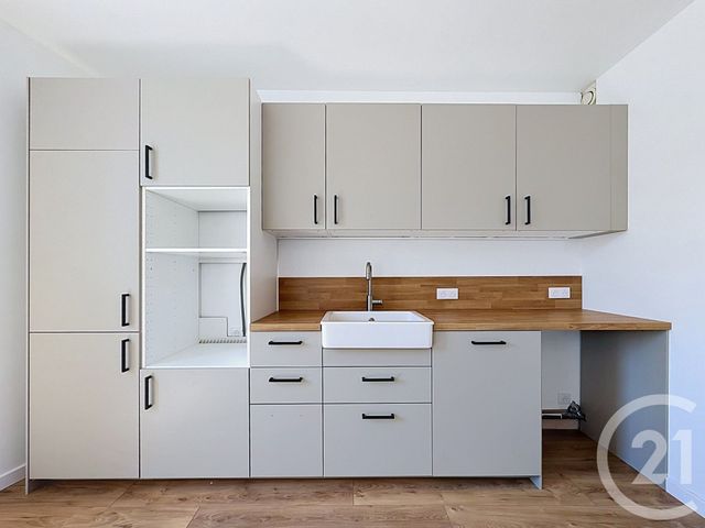 Appartement T3 à louer - 3 pièces - 97.99 m2 - ST GIRONS - 09 - MIDI-PYRENEES - Century 21 Pyrénées Immo