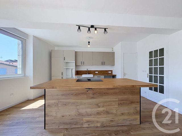 Appartement T3 à louer - 3 pièces - 97.99 m2 - ST GIRONS - 09 - MIDI-PYRENEES - Century 21 Pyrénées Immo