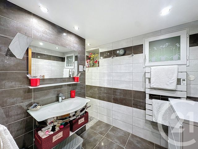 Afficher la photo en grand maison à vendre - 7 pièces - 173.2 m2 - CASTELNAU DURBAN - 09 - MIDI-PYRENEES - Century 21 Pyrénées Immo