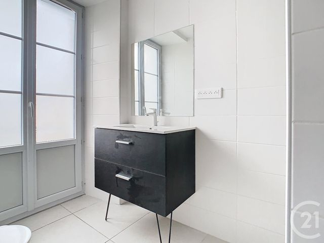 Appartement T3 à louer - 3 pièces - 66.5 m2 - SEIX - 09 - MIDI-PYRENEES - Century 21 Pyrénées Immo