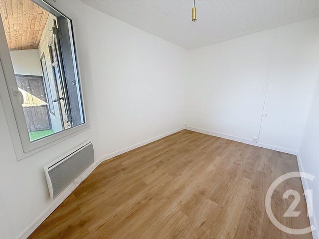 Appartement T3 à louer - 3 pièces - 75.03 m2 - SALIES DU SALAT - 31 - MIDI-PYRENEES - Century 21 Pyrénées Immo