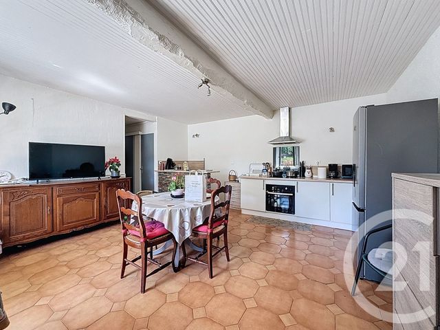 Appartement T3 à louer - 3 pièces - 55.0 m2 - LORP SENTARAILLE - 09 - MIDI-PYRENEES - Century 21 Pyrénées Immo