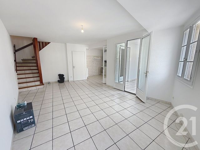 Appartement T3 à louer - 3 pièces - 62.41 m2 - ST GIRONS - 09 - MIDI-PYRENEES - Century 21 Pyrénées Immo