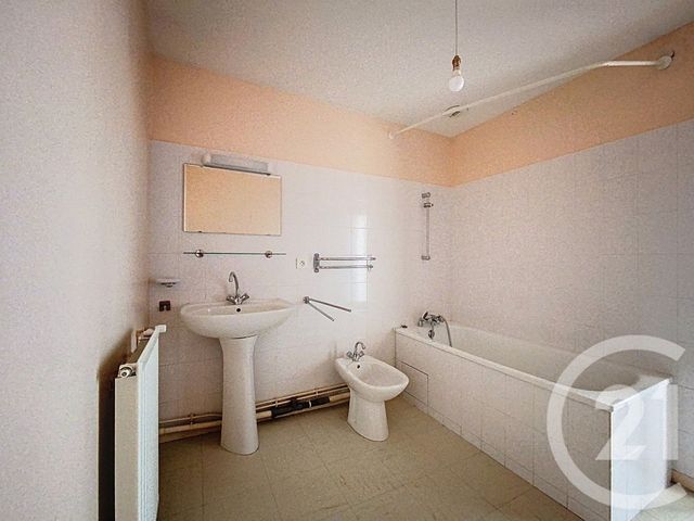 Appartement F2 à louer - 2 pièces - 60.39 m2 - ST GIRONS - 09 - MIDI-PYRENEES - Century 21 Pyrénées Immo