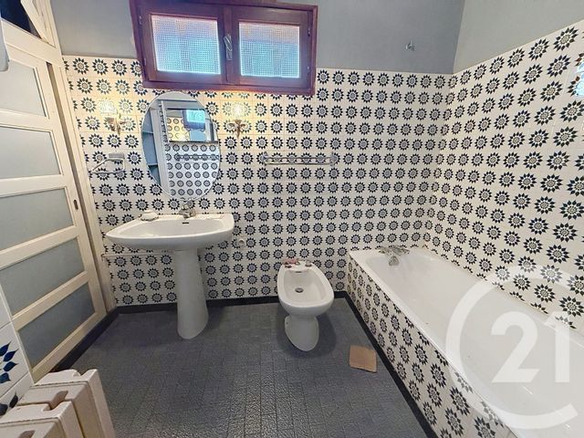 maison à louer - 7 pièces - 235.41 m2 - PRAT BONREPAUX - 09 - MIDI-PYRENEES - Century 21 Pyrénées Immo