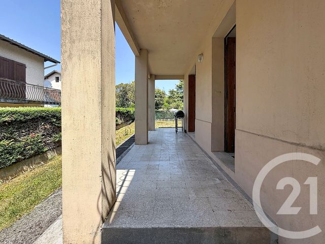 Appartement T3 à louer - 3 pièces - 81.59 m2 - MONTJOIE EN COUSERANS - 09 - MIDI-PYRENEES - Century 21 Pyrénées Immo