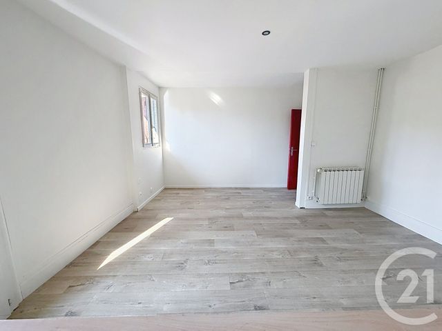 Appartement T2 à louer - 2 pièces - 55.59 m2 - ST GIRONS - 09 - MIDI-PYRENEES - Century 21 Pyrénées Immo