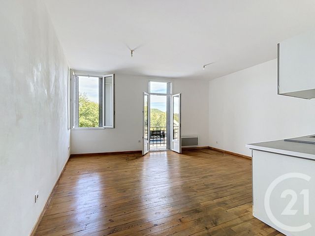 Appartement T2 à louer - 2 pièces - 38.14 m2 - SALIES DU SALAT - 31 - MIDI-PYRENEES - Century 21 Pyrénées Immo