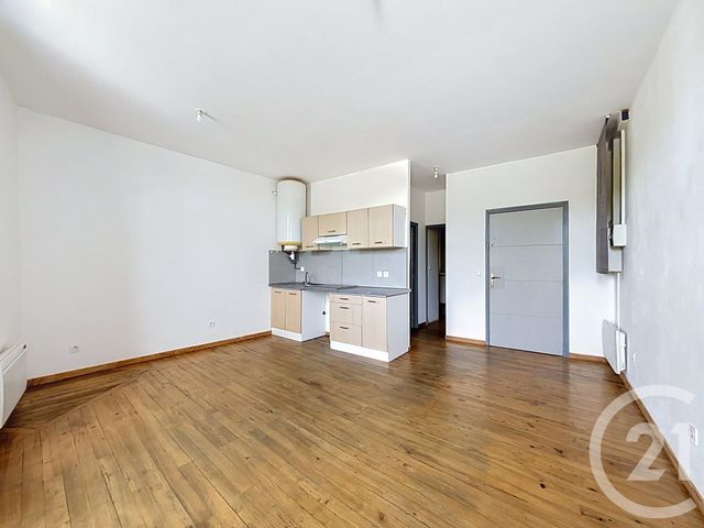 Appartement T2 à louer - 2 pièces - 38.14 m2 - SALIES DU SALAT - 31 - MIDI-PYRENEES - Century 21 Pyrénées Immo