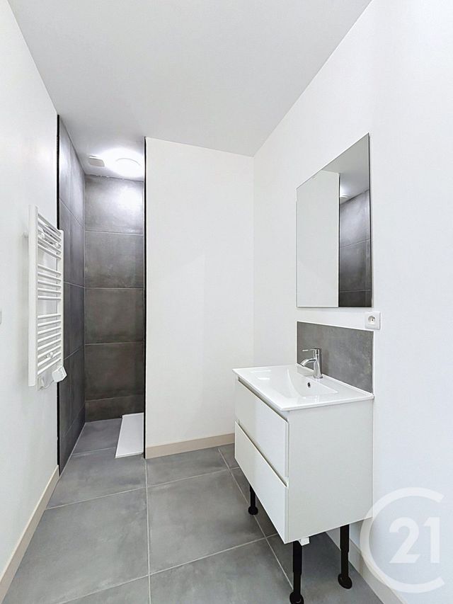 Appartement à louer - 2 pièces - 59.78 m2 - SALIES DU SALAT - 31 - MIDI-PYRENEES - Century 21 Pyrénées Immo