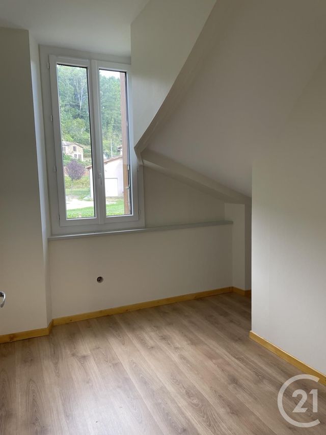 Appartement à louer - 3 pièces - 38.09 m2 - OUST - 09 - MIDI-PYRENEES - Century 21 Pyrénées Immo