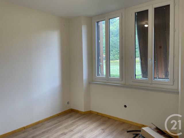 Appartement à louer - 3 pièces - 38.09 m2 - OUST - 09 - MIDI-PYRENEES - Century 21 Pyrénées Immo