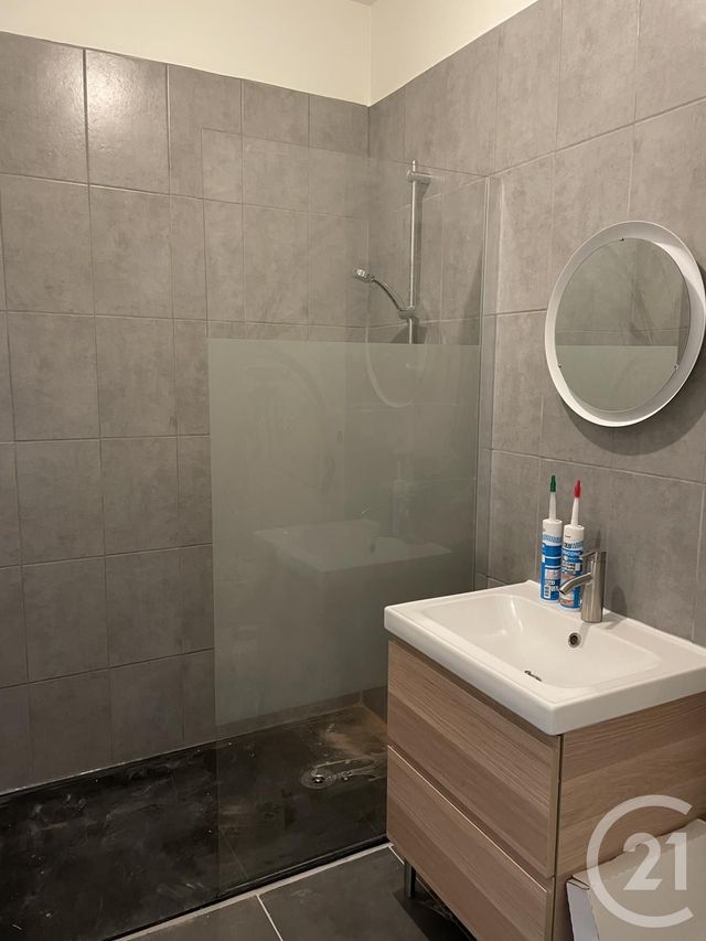 Appartement à louer - 3 pièces - 38.09 m2 - OUST - 09 - MIDI-PYRENEES - Century 21 Pyrénées Immo