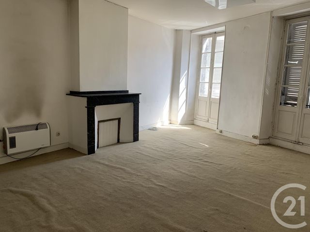 Afficher la photo en grand Appartement à louer - 2 pièces - 50.0 m2 - ST GIRONS - 09 - MIDI-PYRENEES - Century 21 Pyrénées Immo