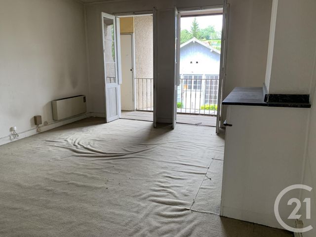 Afficher la photo en grand Appartement à louer - 2 pièces - 50.0 m2 - ST GIRONS - 09 - MIDI-PYRENEES - Century 21 Pyrénées Immo