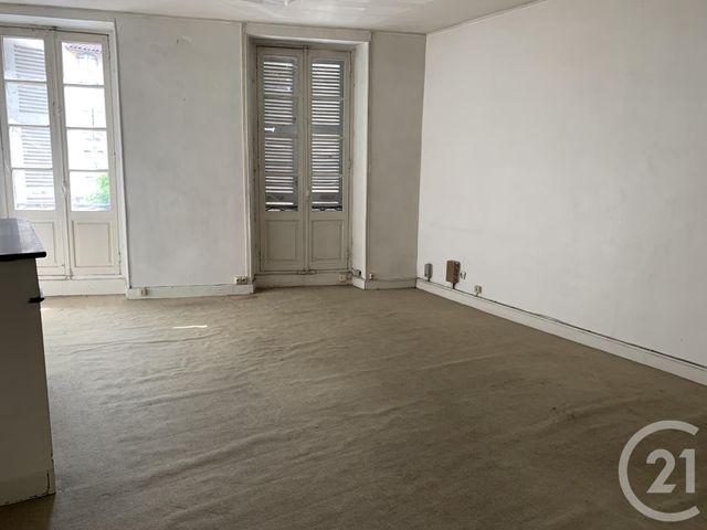 Afficher la photo en grand Appartement à louer - 2 pièces - 50.0 m2 - ST GIRONS - 09 - MIDI-PYRENEES - Century 21 Pyrénées Immo