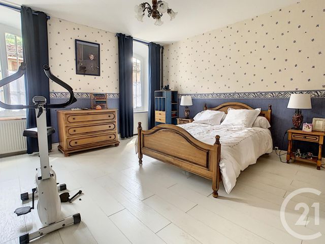 Afficher la photo en grand maison à vendre - 10 pièces - 218.98 m2 - CASTELNAU DURBAN - 09 - MIDI-PYRENEES - Century 21 Pyrénées Immo