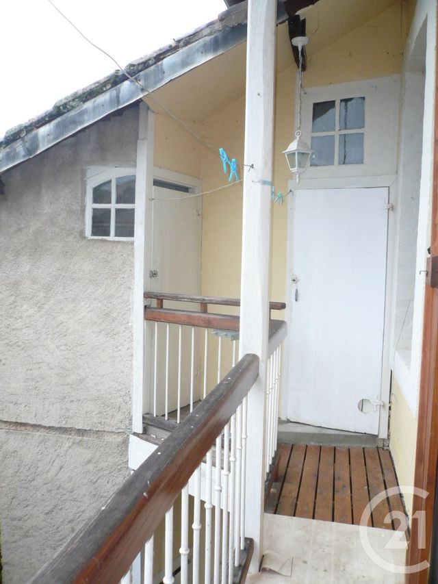 Afficher la photo en grand immeuble à vendre - 300.0 m2 - OUST - 09 - MIDI-PYRENEES - Century 21 Pyrénées Immo