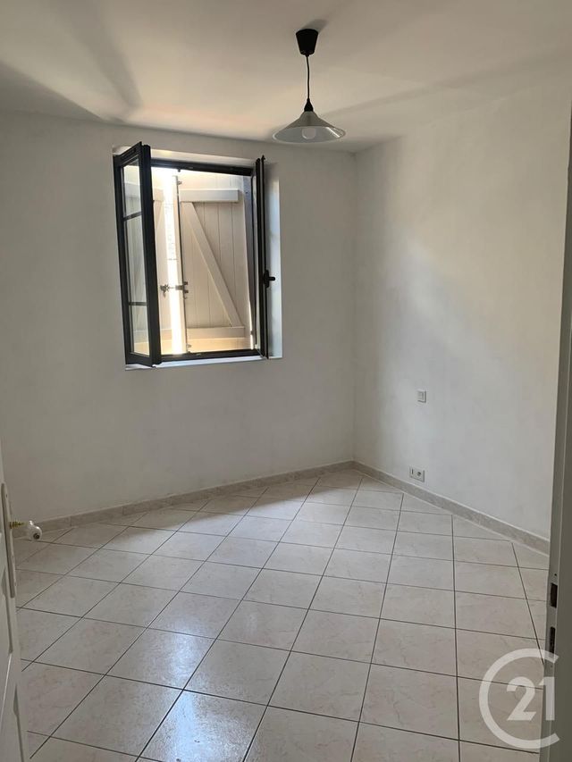 Afficher la photo en grand immeuble à vendre - 205.0 m2 - ST GIRONS - 09 - MIDI-PYRENEES - Century 21 Pyrénées Immo